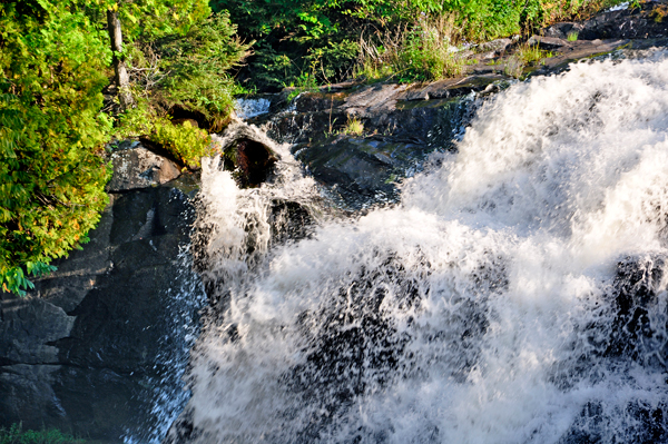 Bond Falls